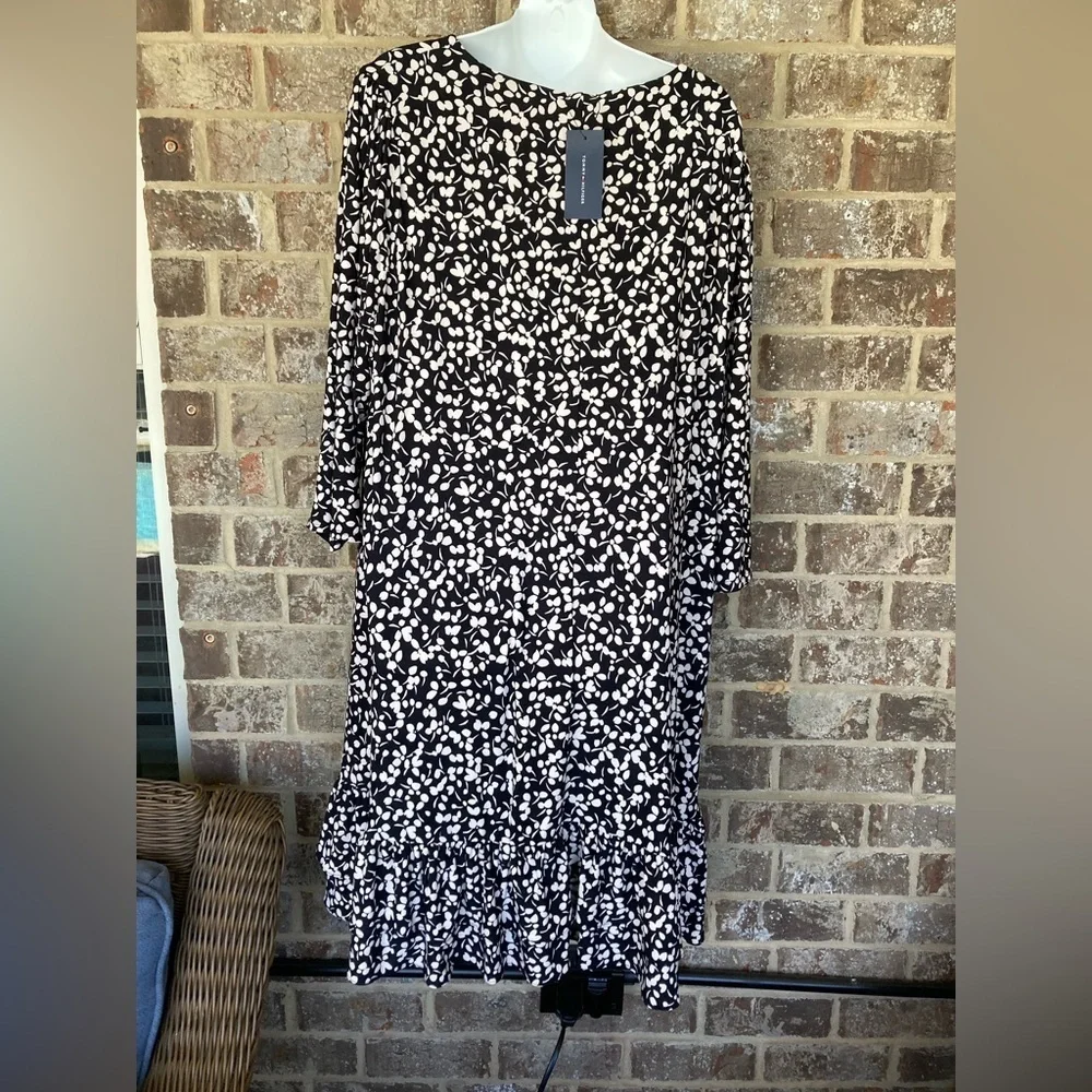 Tommy Hilfiger Women's Floral Print Shift Dress with Hem Ruffle size 20W NWT